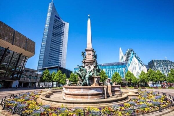 Leipzig : Must-See Attractions Walking Tour With a Guide - Accessibility Features