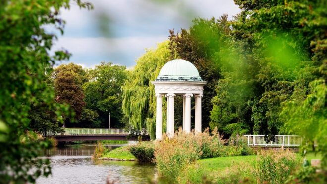 Leipzig Vicinity: HopOn HopOff Bus Tour & City Walk - Additional Information