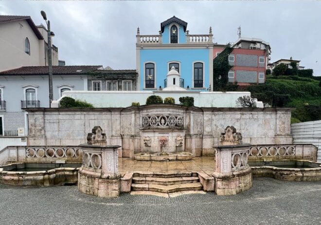 Leiria Scavenger Hunt and Sights Self-Guided Tour - Participation Requirements