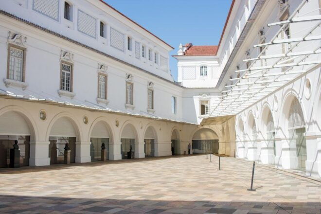Leiria Time Travel Adventure: Hands-on History & Family Fun - Experience Description