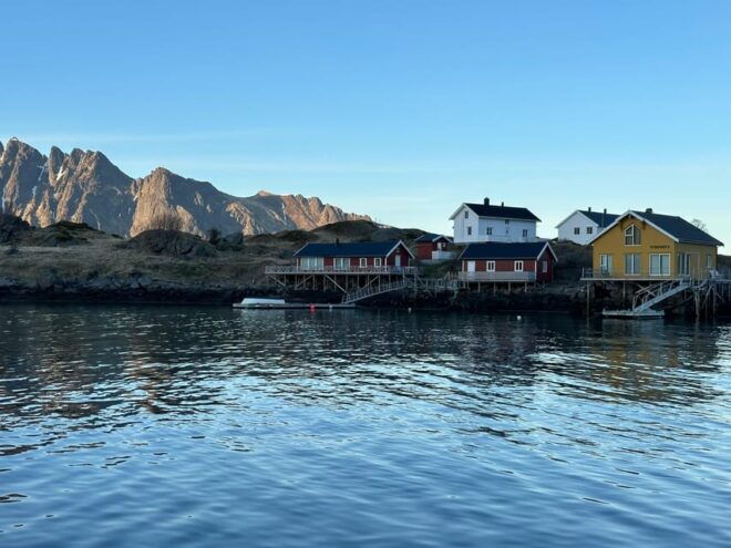 Leknes: 4 Hours Private Exclusive Boat Sightseeing - Safety and Accessibility