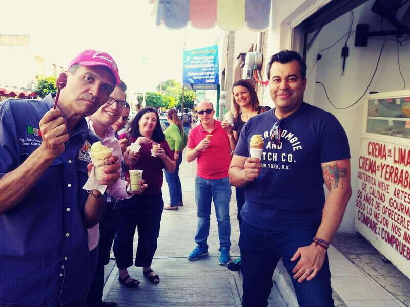 Leon: Botanas and Drinks Tasting Tour - Authenticity and Local Insights