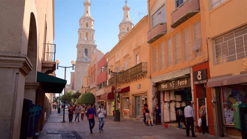 Leon: City Center Guided Tour with Nieve de Garrafa Tasting - A Closer Look at the Tour Itinerary