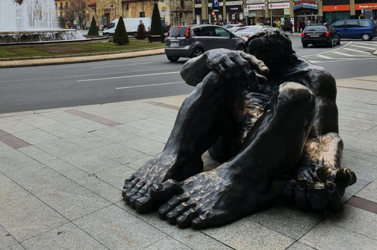 León From Gaudí to 21st Century Walking Tour - Tour Experience Details