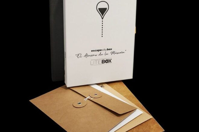 León: Urban Outdoor Escape Room Game - Output: