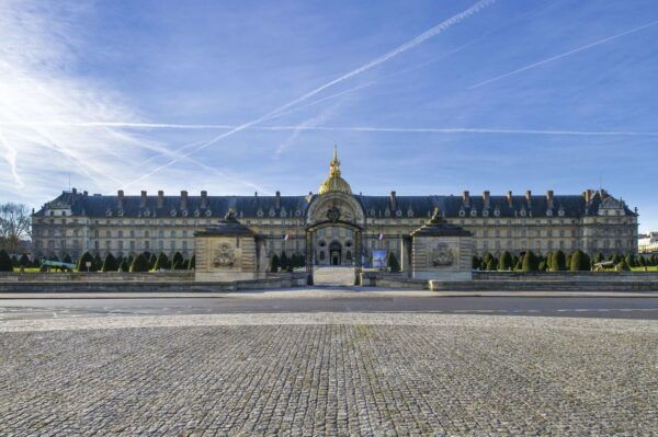 Les Invalides: Napoleons Tomb & Army Museum Entry - Common Questions