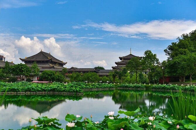 Leshan Giant Buddha and Huanglongxi ancient town Private Day Tour - The Logistics: Transport, Timing, and Comfort