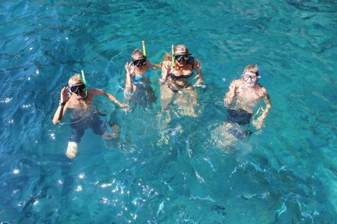 LEstartit: Medas Islands Boat Tour and Swim in Montgrí Park - Participant Information
