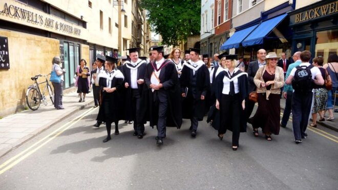 Lets Explore Oxford: Walking Tours - Participant Guidelines and Restrictions
