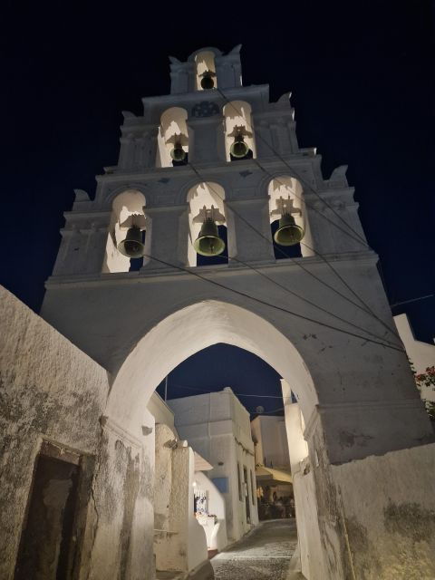 Let's Explore The South Part of Santorini - Akrotiri: Exploring the Ancient Ruins