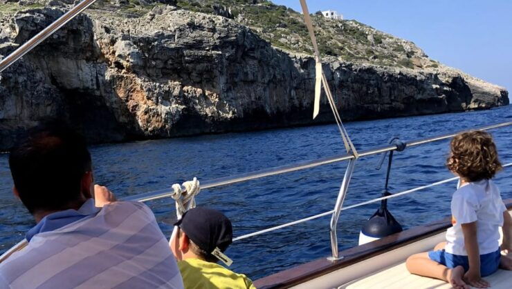 Leuca: Caves Tour 1h 30 Min - Good To Know