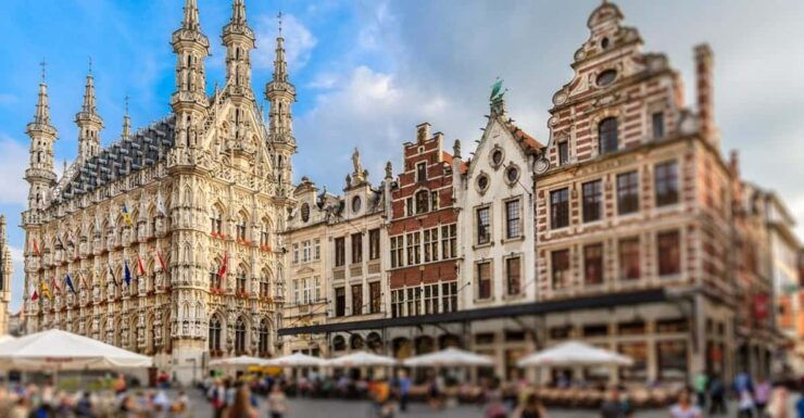 Leuven Family Walk: Historic Squares & Botanical Wonders - Key Points