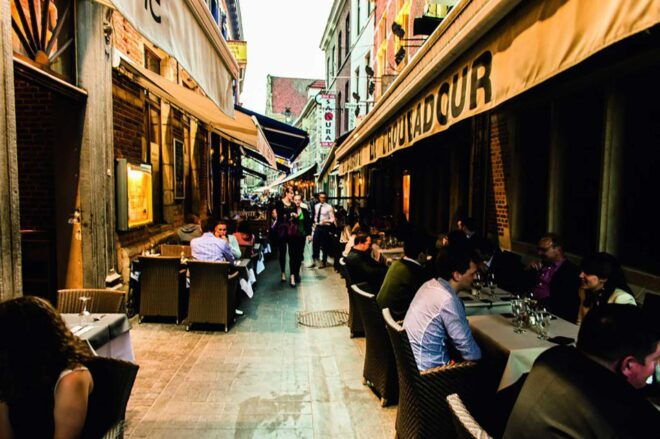 Leuven: Self-Guided Walking Tour With Offline Access - Booking and Meeting Details