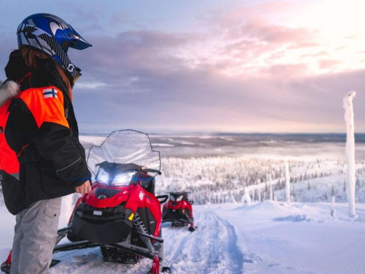 Levi: 4 Hour Snowmobile Safari to the Fells in Levi - Activity Overview