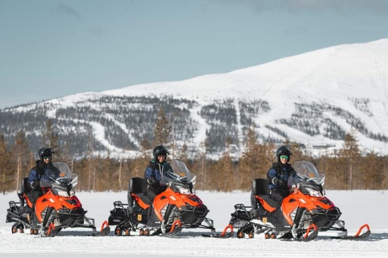 Levi: Forest Snowmobile Safari - FAQs