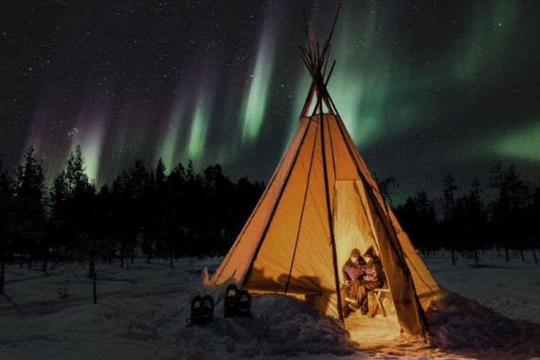 Levi: Northern Lights Campfire - The Experience of Seeing the Aurora