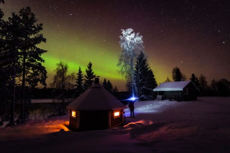 Levi: Northern Lights Tour by Minivan - Experience Highlights