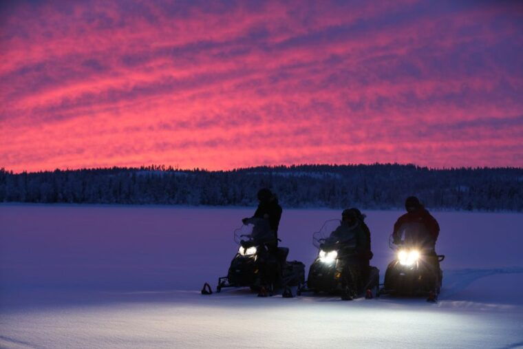 Levi: Snowmobile Tour to Snow Village - FAQ