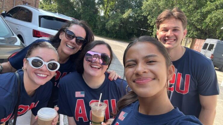 Lexington Scavenger Hunt - Language and Group Size
