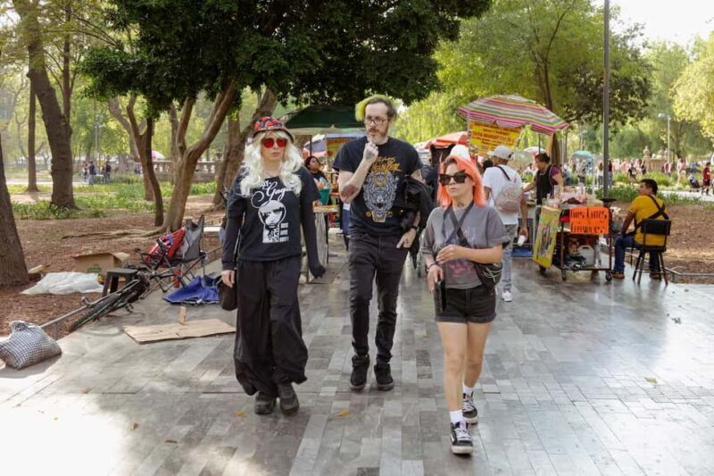 LGBTQ Walking Tour - MxCity for the Girls, Gays & They's - LGBTQ Walking Tour - MxCity for the Girls, Gays & Theys