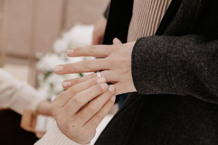 Lgbtqia Proposal: French Vintage Car Tour - Photographer 1h - Flexible Booking Options