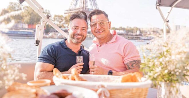 Lgbtqia Proposal / Private Boat Tour 1h Photographer - Duration and Validity