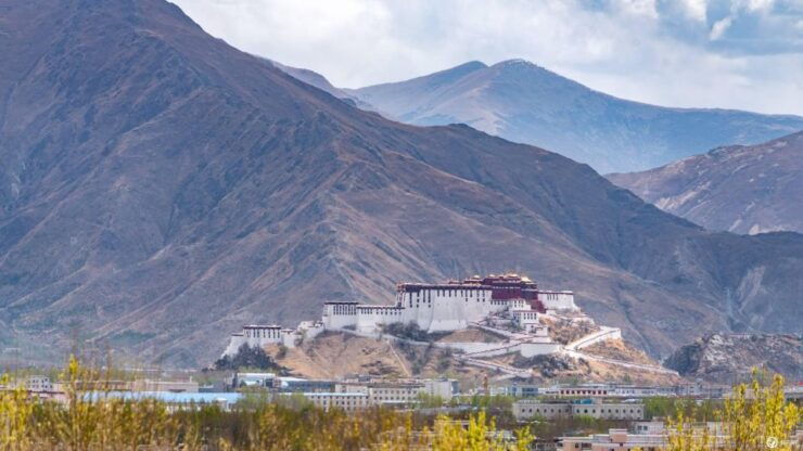 Lhasa: Private Full-Day Tour W/ Lunch - Not Allowed