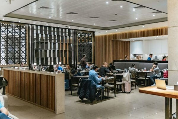 LHR London Heathrow Airport: Plaza Premium Lounge - Reviews and Ratings