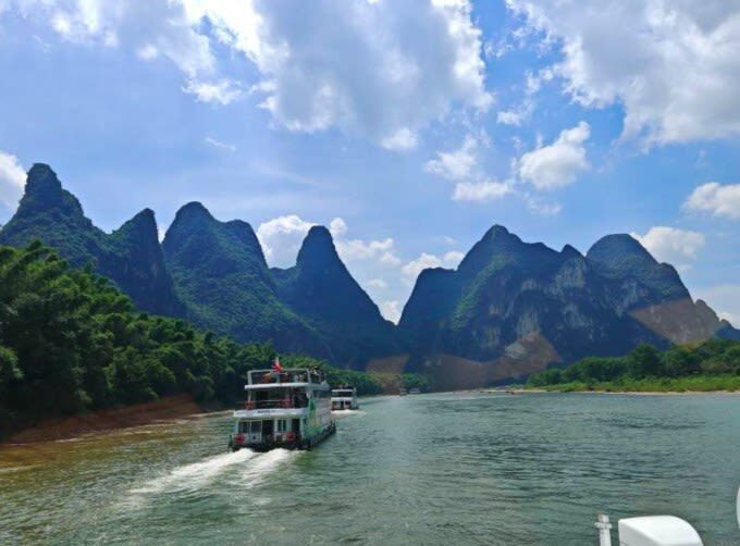 Li River 6-Hour Small Group Cruise with Lunch - Boxed lunch or buffet: choose with care