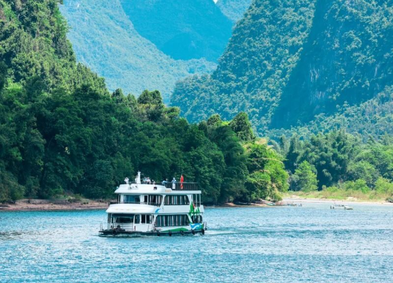 Li River Four-Star Cruise One-Day Tour from Yangshuo (Optional Attractions: Yulong River Bamboo Rafting/Silver Cave/Impression Sanjie Liu/Guilin Eternal Love) - The Li River cruise is the day’s anchor