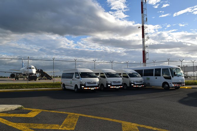 Liberia Airport to Andaz Papagayo Hyatt - Service Details
