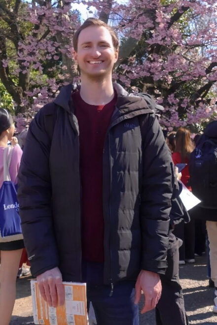 Licensed Guide Shinjuku Dramatic Tour Day Time - Tour Inclusions and Fees