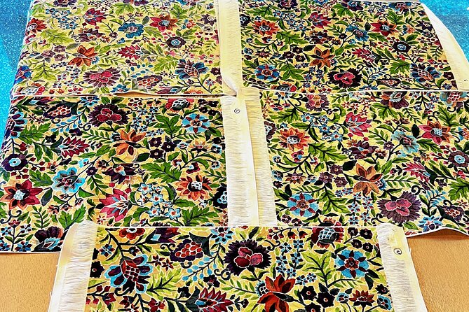 Licensed Guide Tokyo Traditional Dyeing Experience Tour - Common Questions