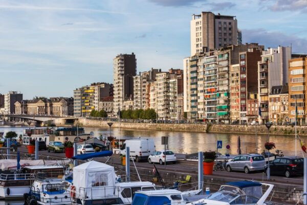 Liege: First Discovery Walk and Reading Walking Tour - Common Questions