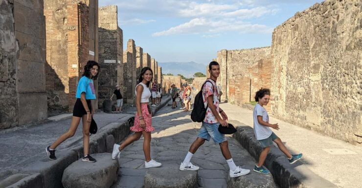 Life at Pompeii: Private Tour With Priority Access - Good To Know