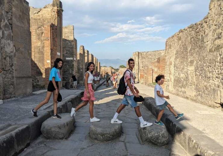 Life at Pompeii: Private Tour With Priority Access - Highlights of the Experience