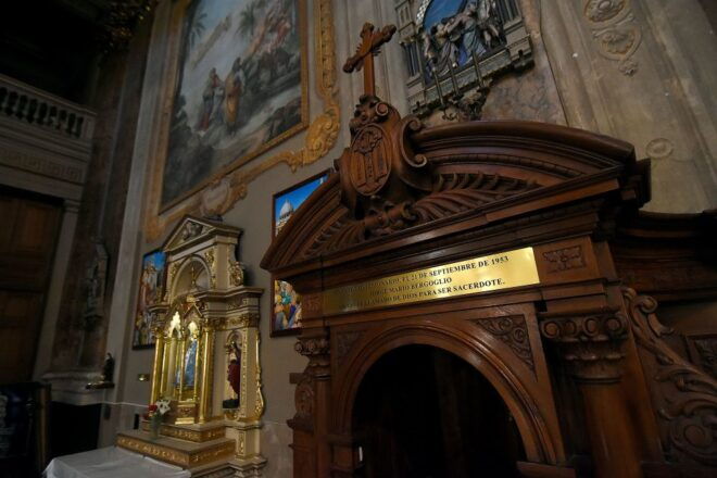 Life of Pope Francis in Buenos Aires Private Tour - Booking Details