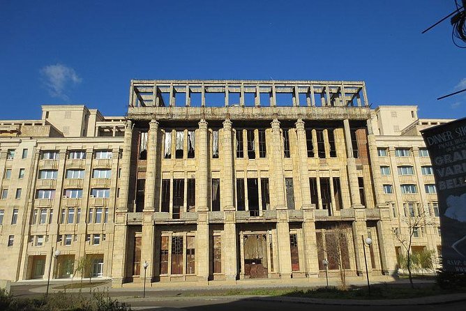 Life Under Communism - Communist Party and Dictatorship