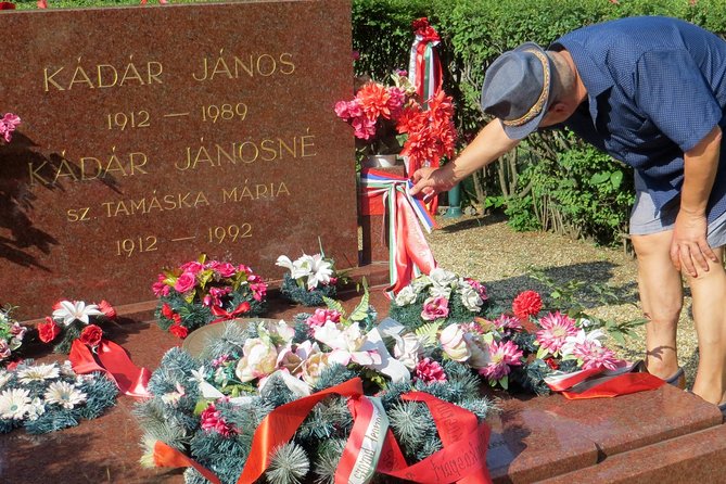 Life Under Communism With House of Terror or Statue Park Opt. - Statue Park: Symbolism and Significance