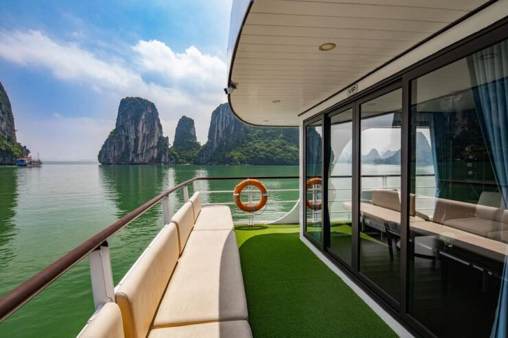 Light Cruise Halong Day Cruise With Small Group on Boat - Overview and Pricing