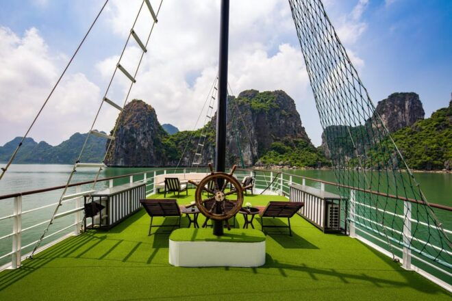 Light Cruise Halong Day Cruise With Small Group on Boat - Meeting Point Details