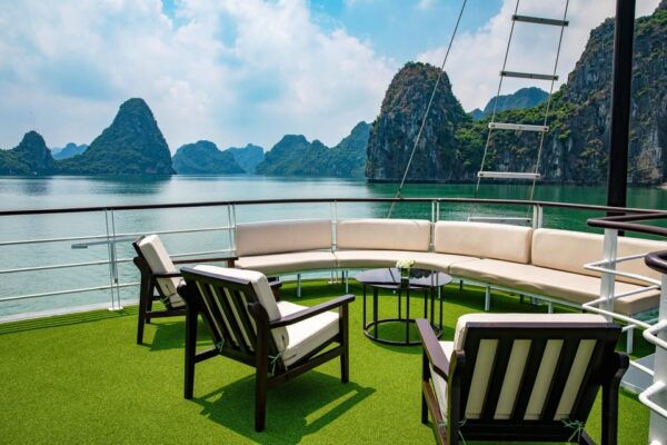 Light Cruise Halong Day Cruise With Small Group on Boat - Booking and Cancellation Policy