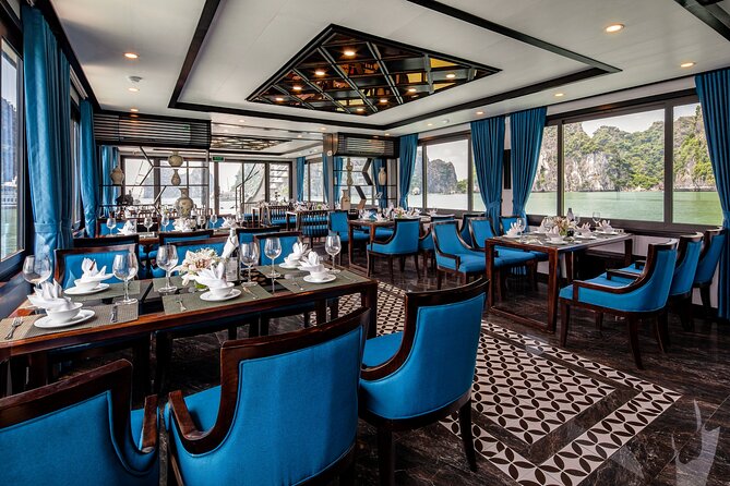 Light Cruise - Luxury Halong Day Cruise ( Limousine - Expressway - Small Group) - Weather and Minimum Travelers