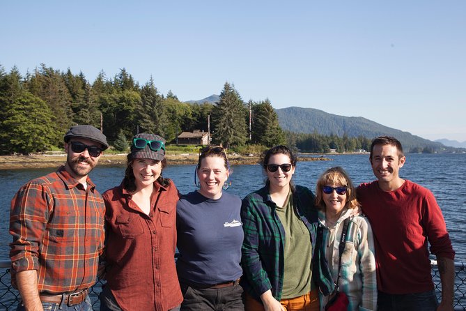 Lighthouse, Totems & Eagles Excursion - Scenic Photo Opportunities
