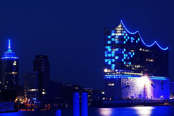 Lights Tour Through the Port of Hamburg and to the Historic Warehouse District - Traveler Reviews