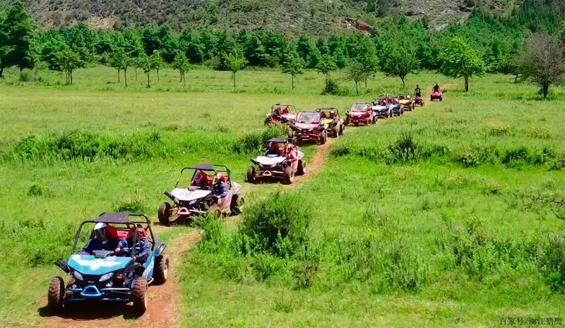 Lijiang ATV Falcon Valley Jungle Off-road - A mountain view with mud under the tires