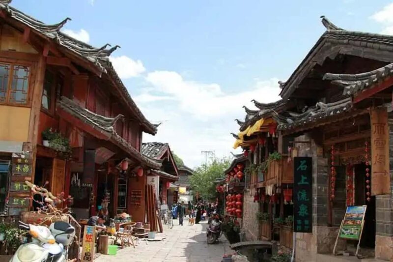 Lijiang: Baisha, Naxi Village, Lashi Wetlands Private Tour - Good To Know