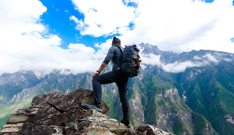 Lijiang Tiger Leaping Gorge + Laoyaoshan 2-Day Trek (2-7 people small group) - At a glance
