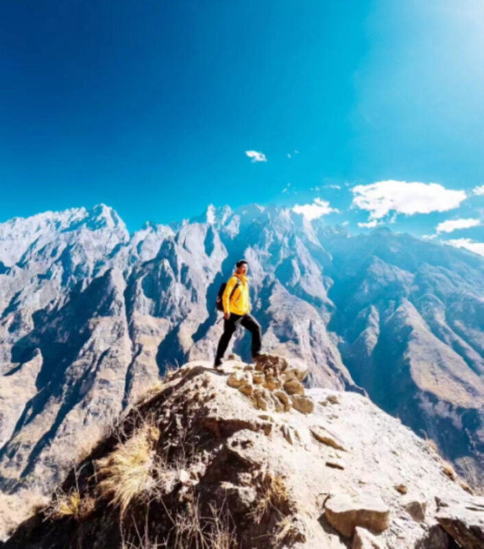 Lijiang Tiger Leaping Gorge + Laoyaoshan 2-Day Trek (2-7 people small group) - Who should book this trek