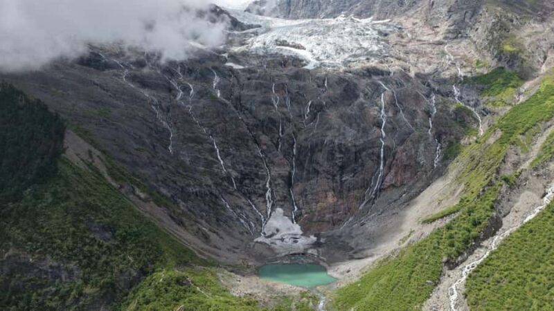 Lijiang: Yubeng + Tiger Leaping Gorge 6-Day Private Tour - Day 2: From Tiger Gorge to Shangri-La